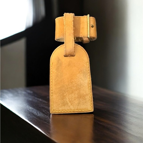 Louis Vuitton Tan Leather Luggage Tag - Picture 2 of 2